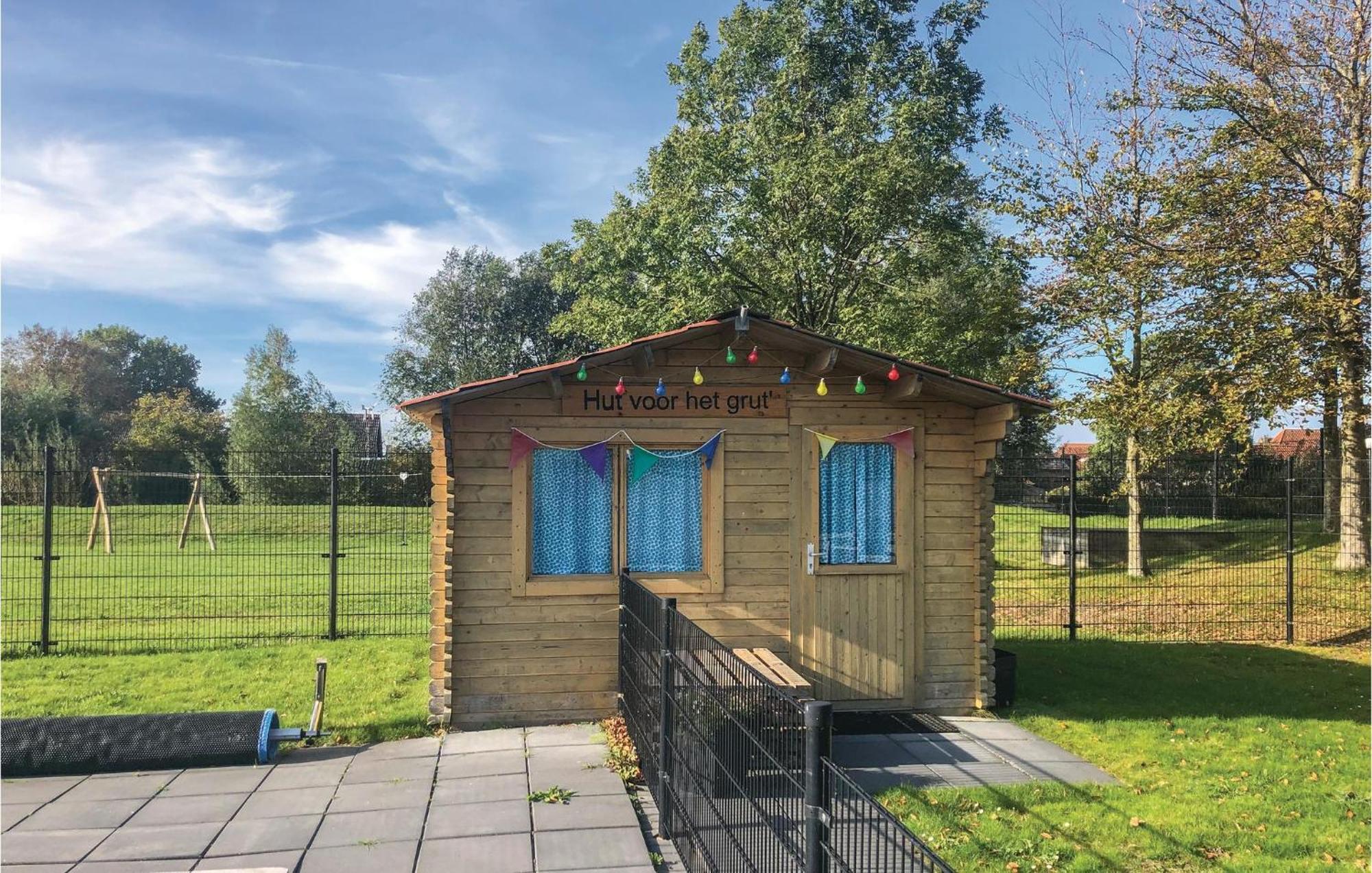 Lovely Home In Tzummarum With Wifi Экстерьер фото