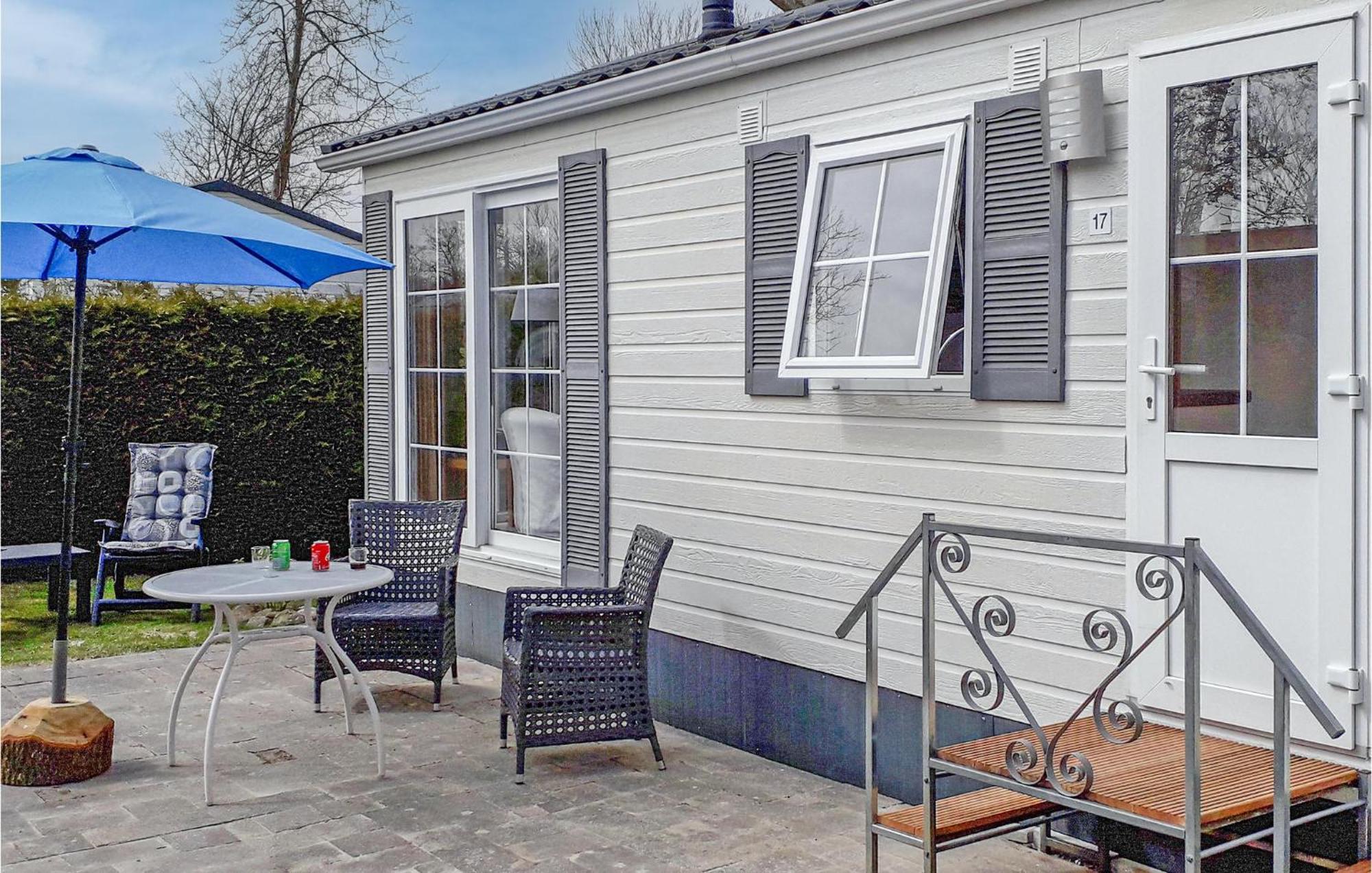 Lovely Home In Tzummarum With Wifi Экстерьер фото
